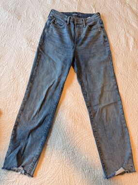 Old Navy Women's Sky Hi Straight Leg Jeans